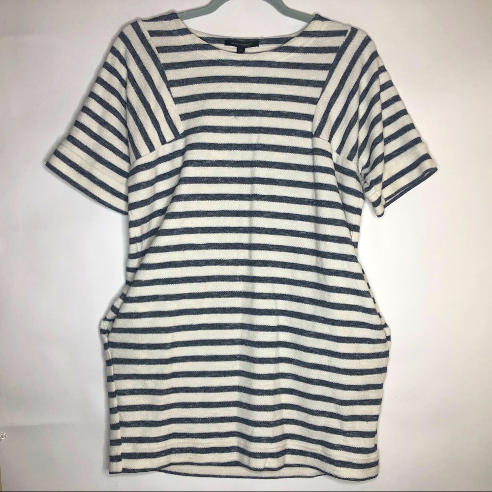 BANANA REPUBLIC striped dress white and gray. P Sm - Picture 1 of 9